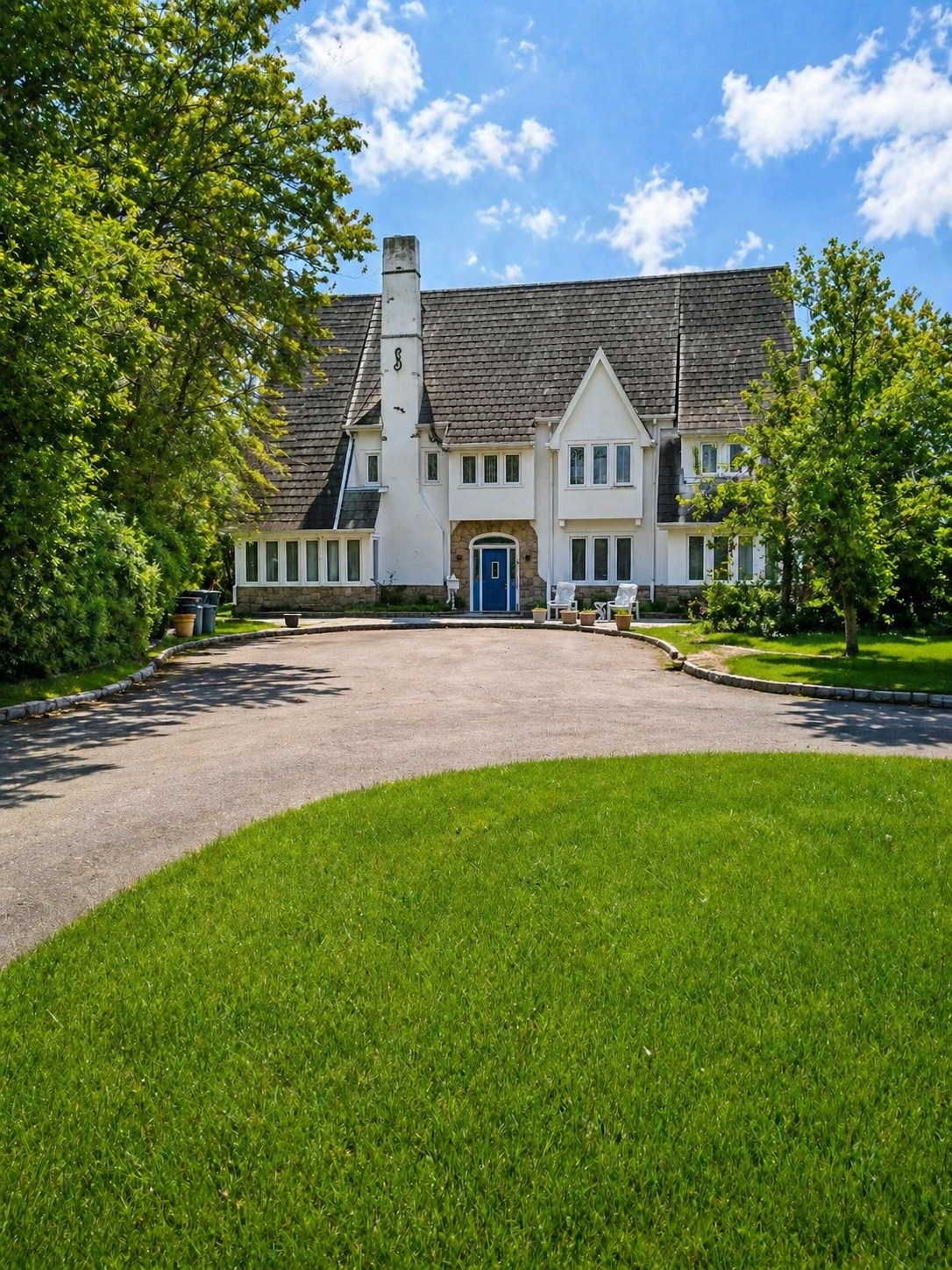 The residence at 159 Ocean Avenue, Massapequa